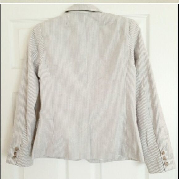 Gap Academy Grey V-necline Collar Stripe Seersucker Blazer Sz 2 - Picture 4 of 9